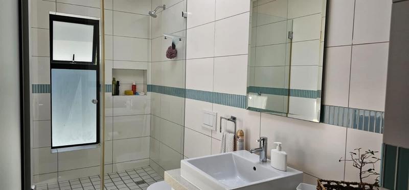 To Let 4 Bedroom Property for Rent in Sunset Beach Western Cape